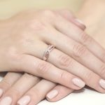Sokköves gyémánt rozé arany eljegyzési gyűrű 0,06 karát W-0090