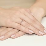 Sokköves gyémánt rozé arany eljegyzési gyűrű 0,07 karát W-0096