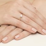 Klasszikus gyémánt köves sárga arany eljegyzési gyűrű 0,25 karát W-0224