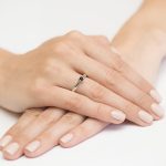 Klasszikus fekete gyémánt köves fehér arany eljegyzési gyűrű 0,30 karát W-0228