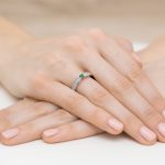 Sokköves smaragd gyémánt rozé arany eljegyzési gyűrű 0,09 karát W-0449