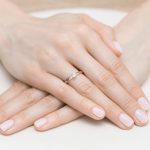 Klasszikus gyémánt köves rozé arany eljegyzési gyűrű 0,15 karát W-0484