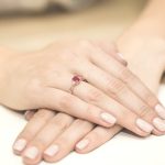 Sokköves rubin gyémánt rozé arany eljegyzési gyűrű 0,003 karát W-0002