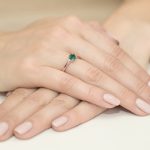 Sokköves smaragd gyémánt rozé arany eljegyzési gyűrű 0,030 karát W-0010